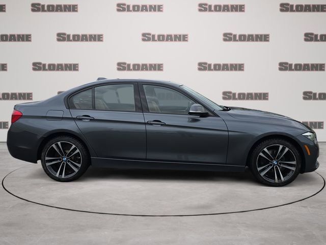 Used 2018 BMW 330i xDrive Sedan AWD/4WD image 5