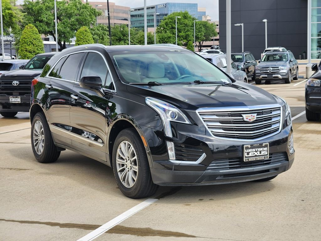 Used 2019 Cadillac XT5 Luxury image 3