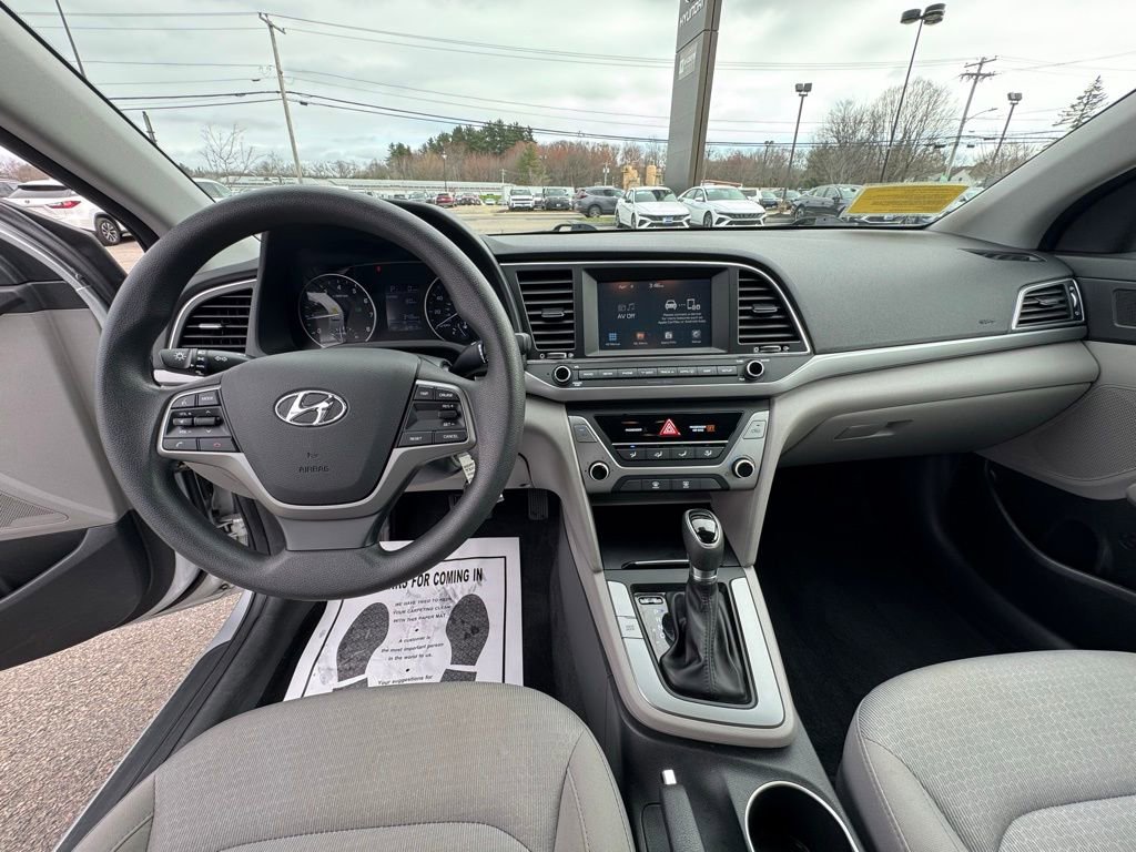 Used 2017 Hyundai Elantra SE FWD image 13