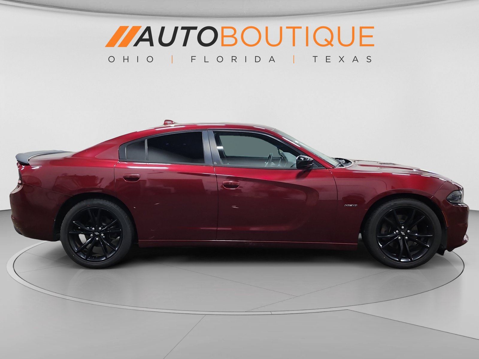 Used 2018 Dodge Charger R/T w/ Blacktop Package RWD image 6
