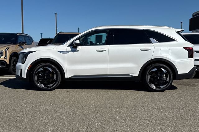 Certified 2025 Kia Sorento EX AWD/4WD image 9