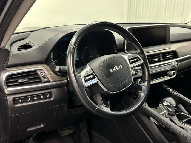 Used 2022 Kia Telluride EX w/ EX Premium Package FWD image 17