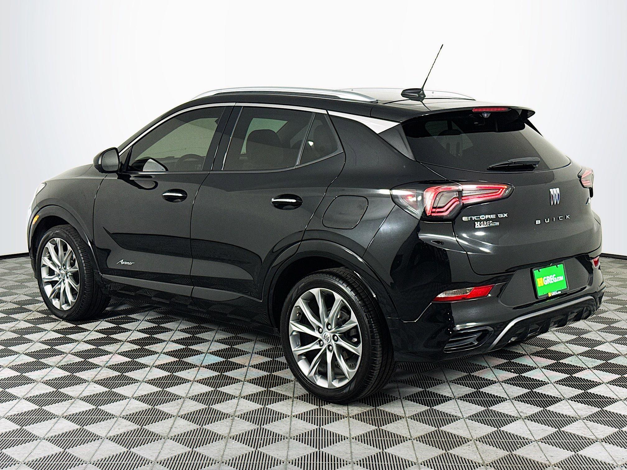 Used 2024 Buick Encore GX Avenir w/ Avenir Technology Package FWD image 6