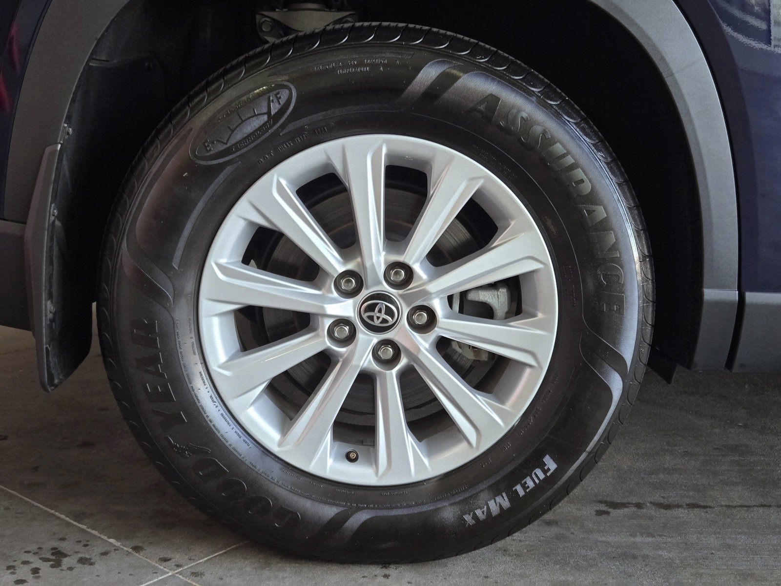 Certified 2024 Toyota Grand Highlander XLE image 5