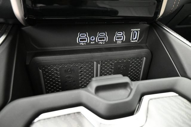 Used 2025 RAM 1500 Tungsten AWD/4WD image 21
