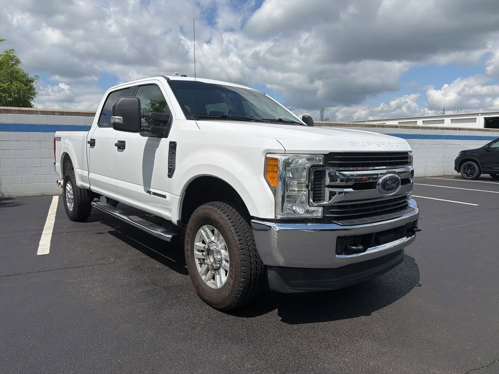 Used 2017 Ford F250 XLT AWD/4WD image 7