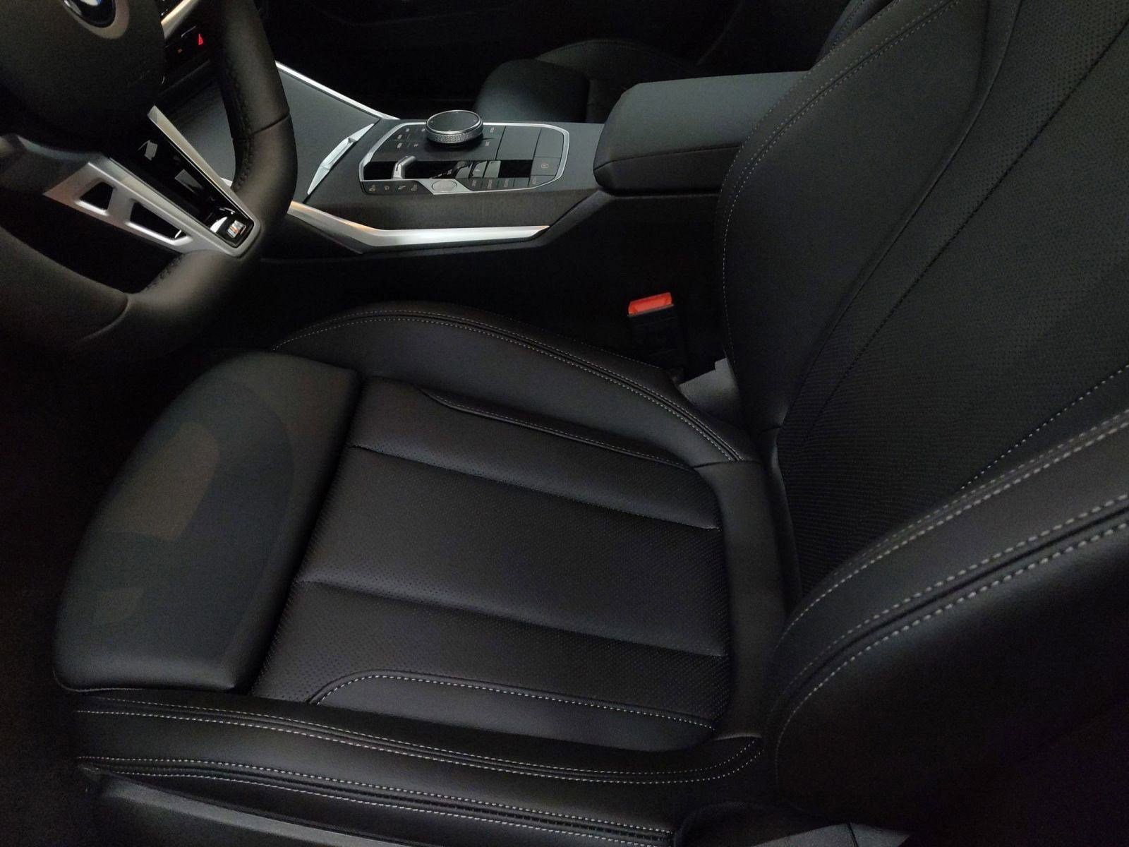 New 2026 BMW 330i xDrive Sedan w/ M Sport Package image 18