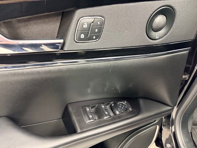 Used 2023 Lincoln Nautilus Reserve w/ Equipment Group 201A image 25