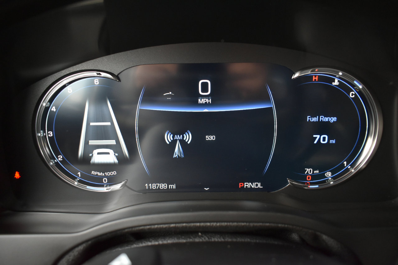 Used 2020 Cadillac Escalade ESV Premium Luxury image 17