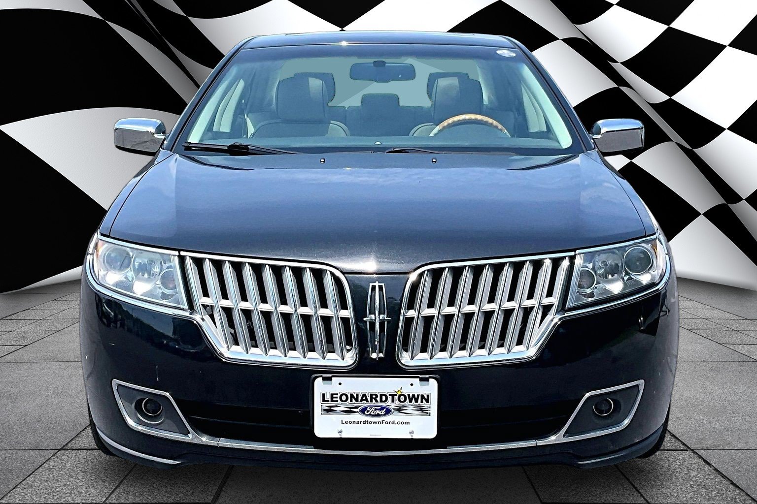 Used 2011 Lincoln MKZ FWD image 3