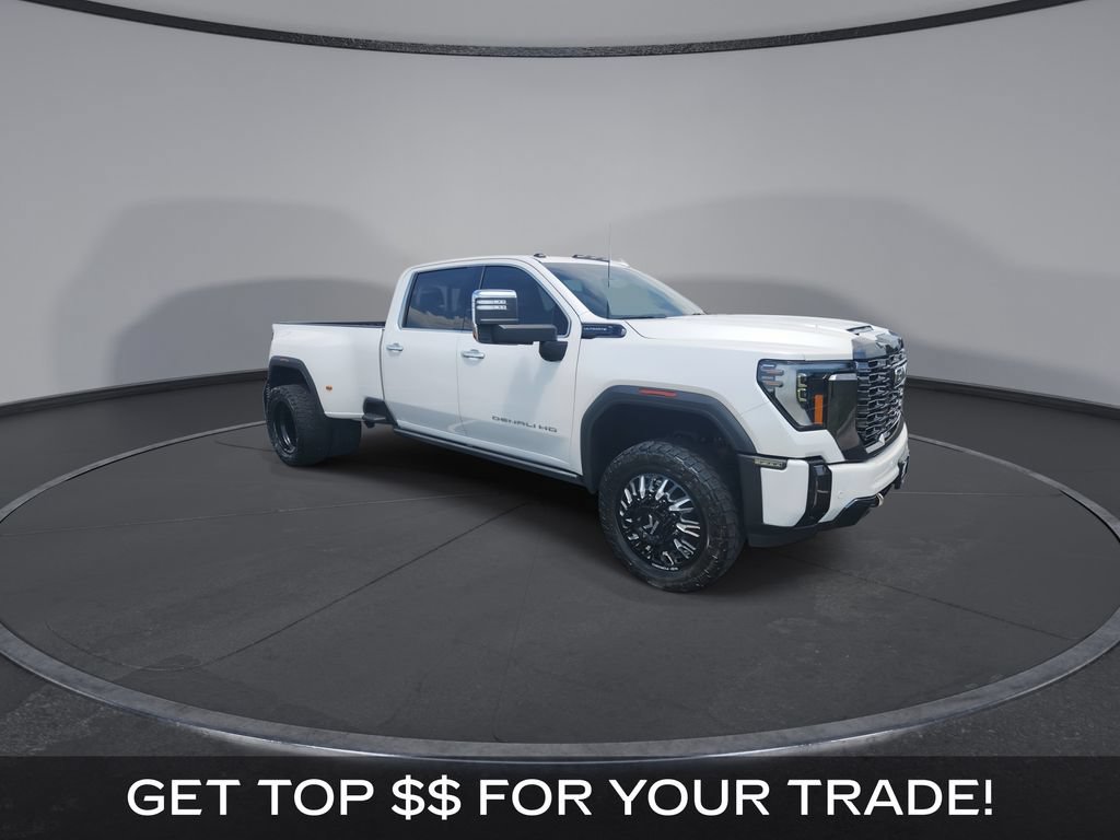 Used 2024 GMC Sierra 3500 Denali Ultimate AWD/4WD image 2