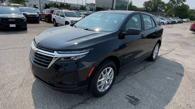 Certified 2024 Chevrolet Equinox LS AWD/4WD image 6