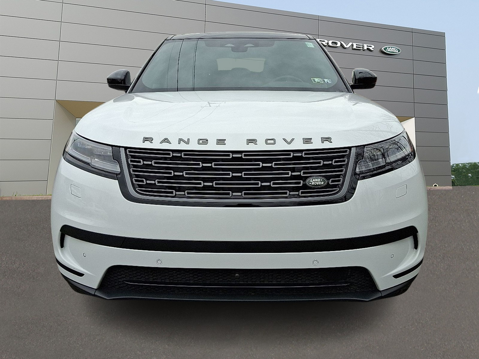 Used 2026 Land Rover Range Rover Velar S AWD/4WD image 8