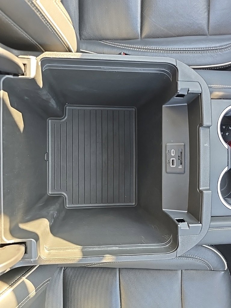 Used 2021 Chevrolet Tahoe Premier w/ Premium Package image 39