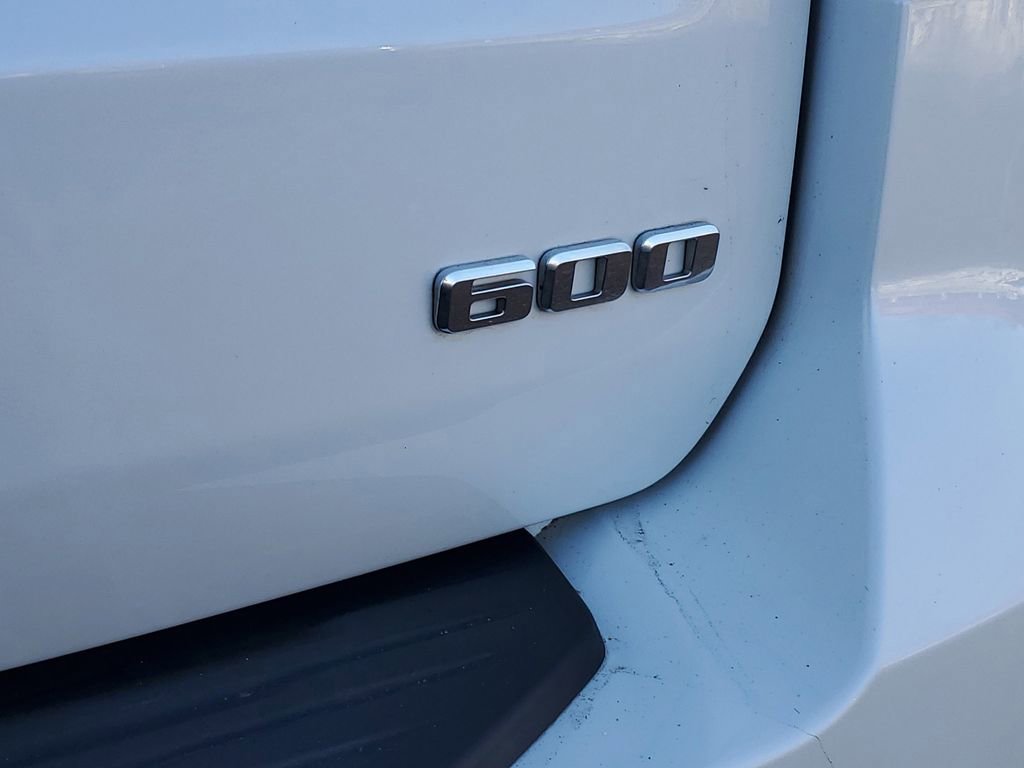 Used 2022 Cadillac Escalade Premium Luxury image 36