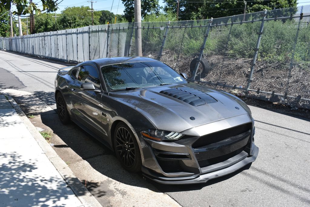 Used 2019 Ford Mustang GT w/ GT Performance Package RWD image 4