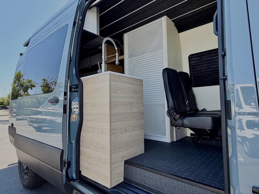 New 2024 Mercedes-Benz Sprinter 2500 image 12