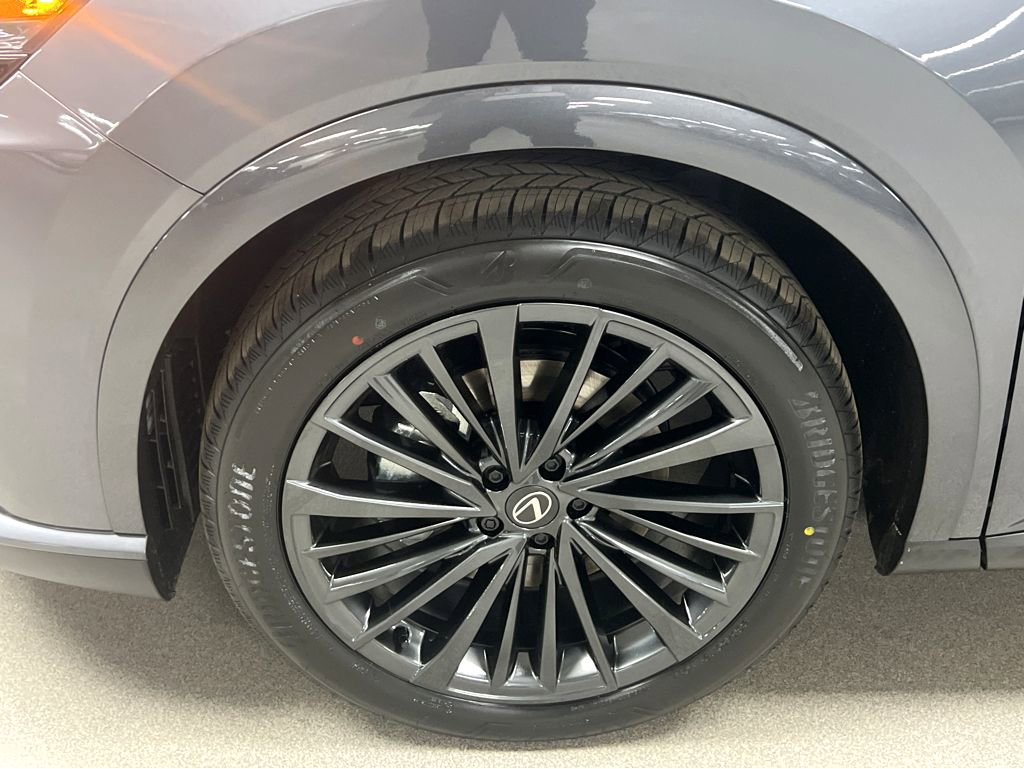 New 2026 Lexus RX 450h AWD image 37