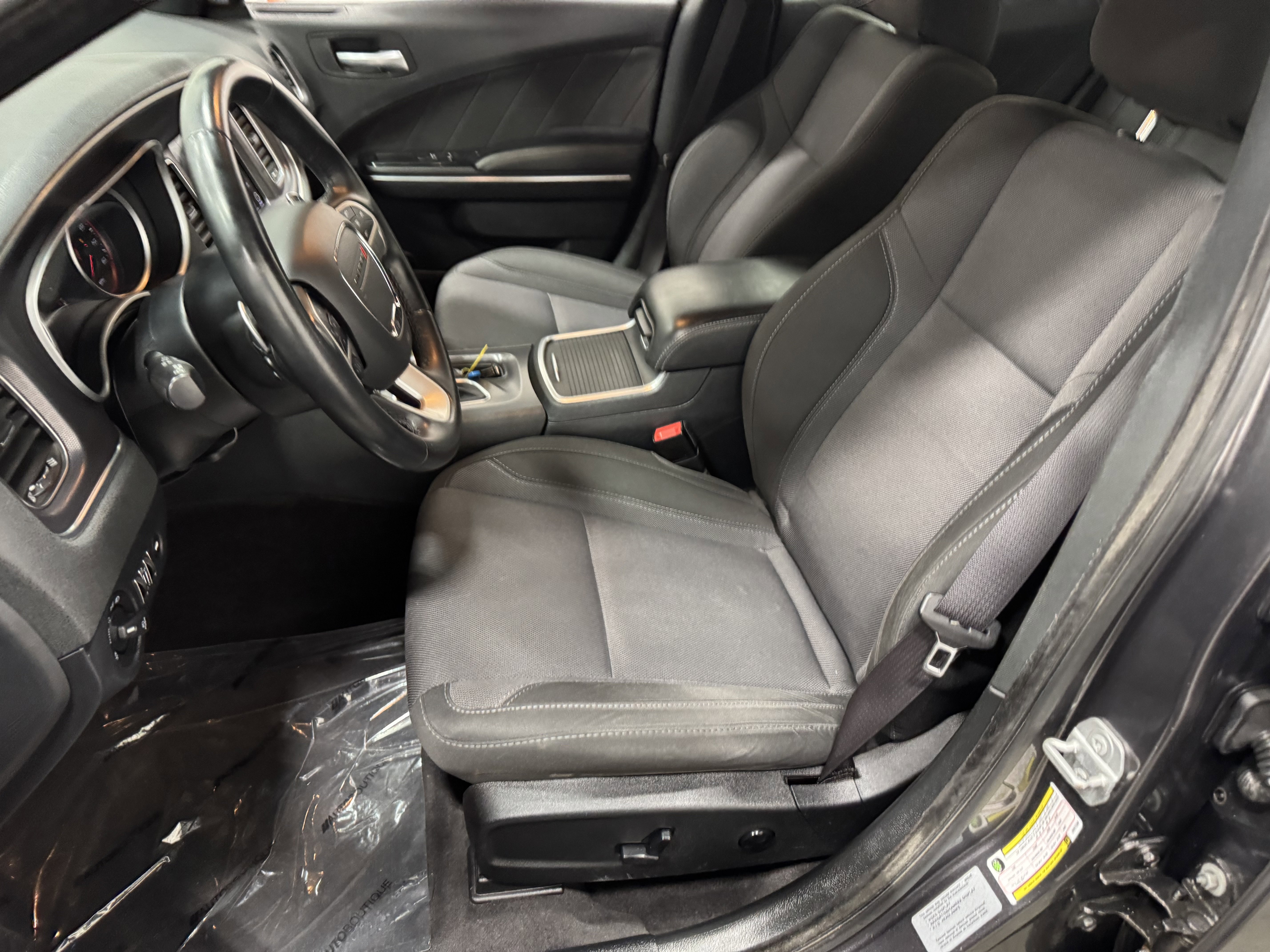 Used 2017 Dodge Charger R/T image 8