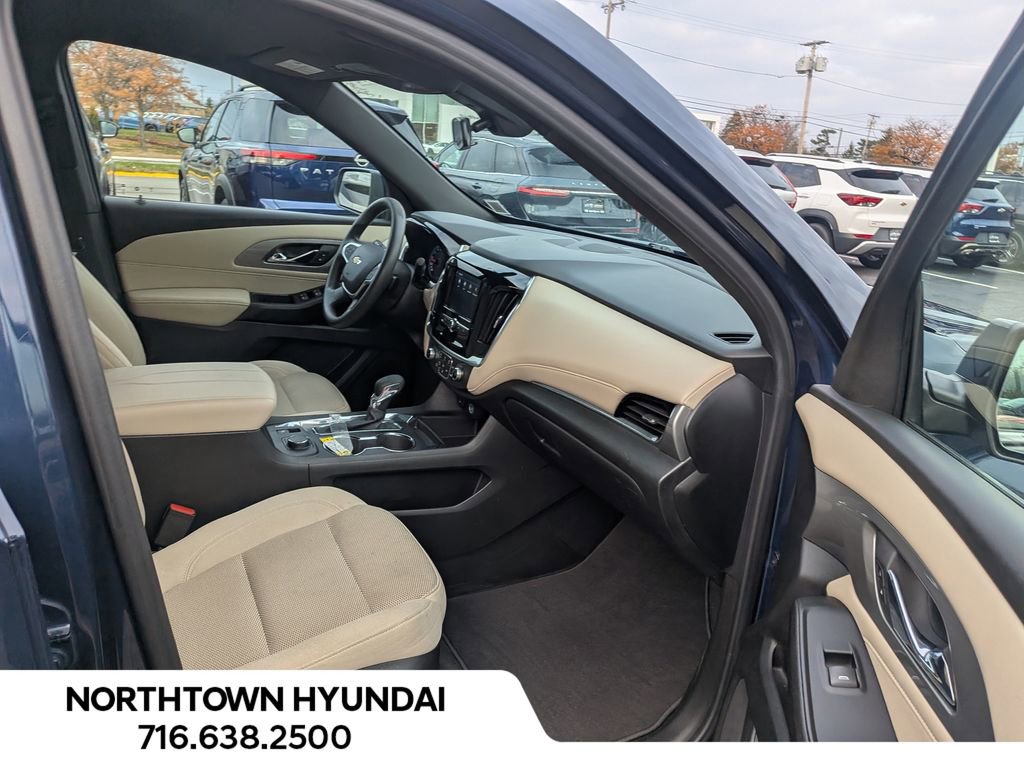 Used 2023 Chevrolet Traverse LS w/ Safety Package image 38