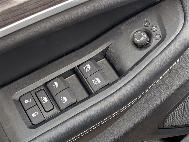 New 2025 Jeep Grand Cherokee L Limited image 21