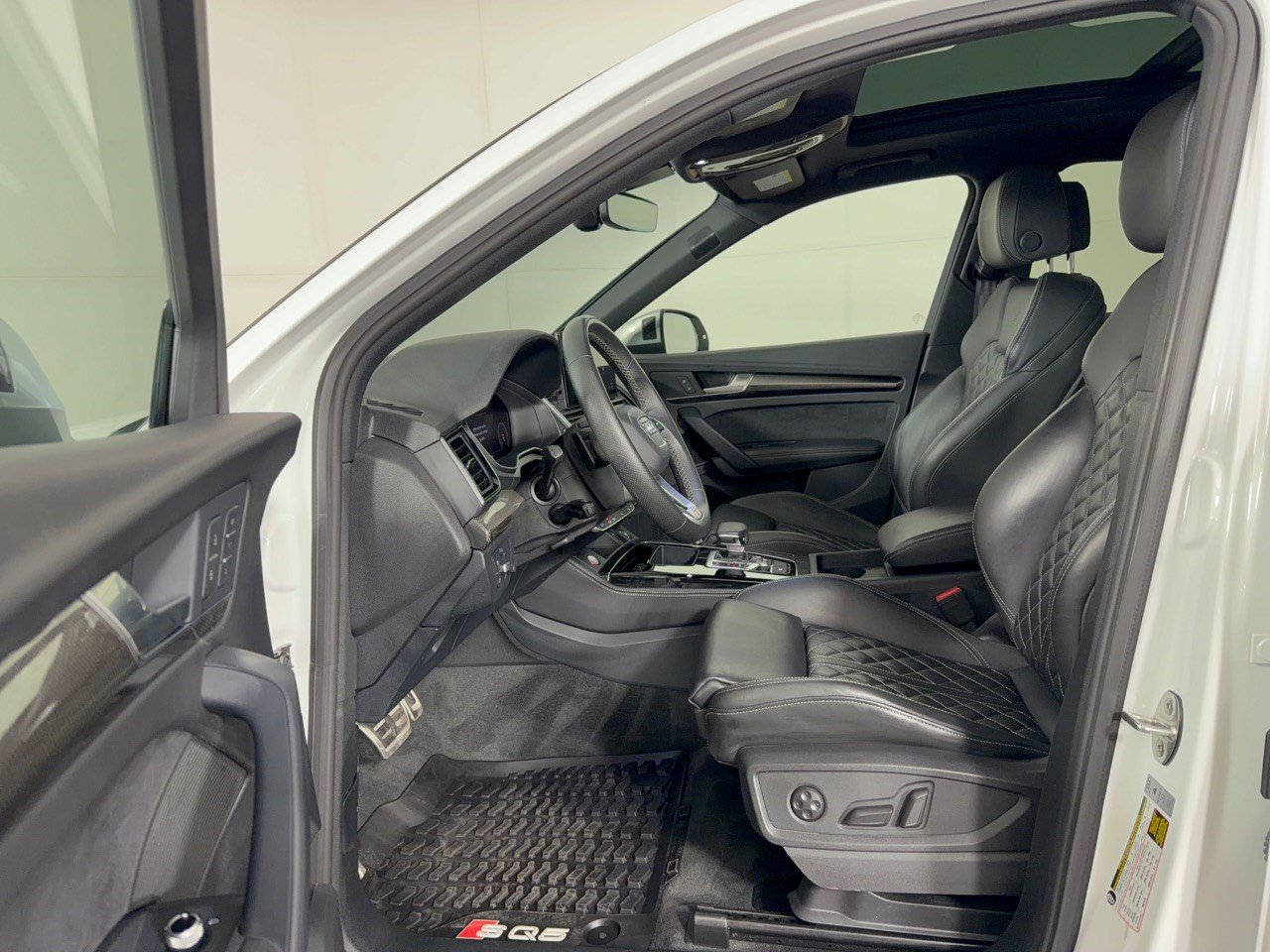 Used 2023 Audi SQ5 Premium Plus w/ Premium Plus Package AWD/4WD image 5
