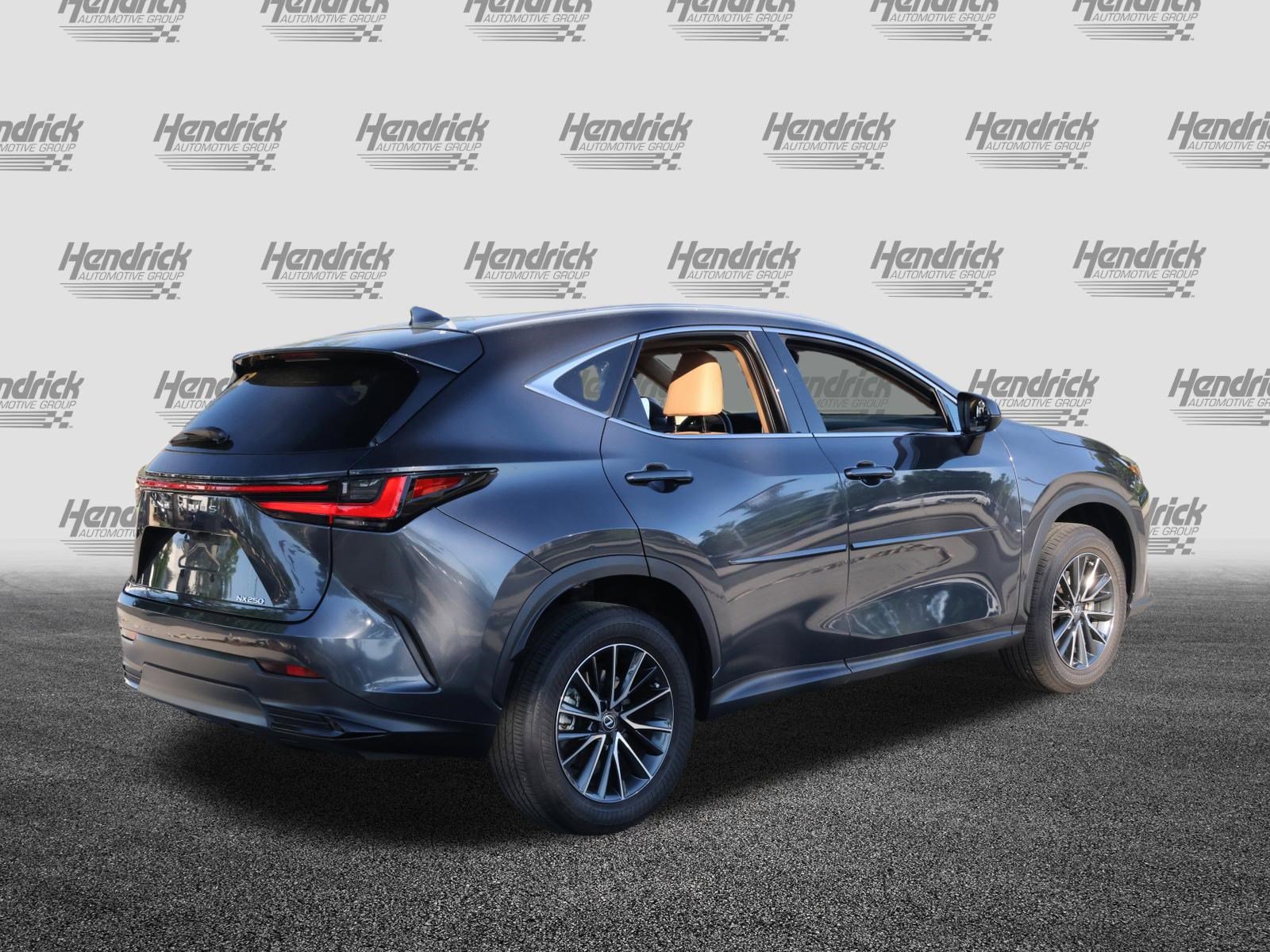 Used 2025 Lexus NX 250 FWD w/ Towing Package (2000 Lbs) image 9