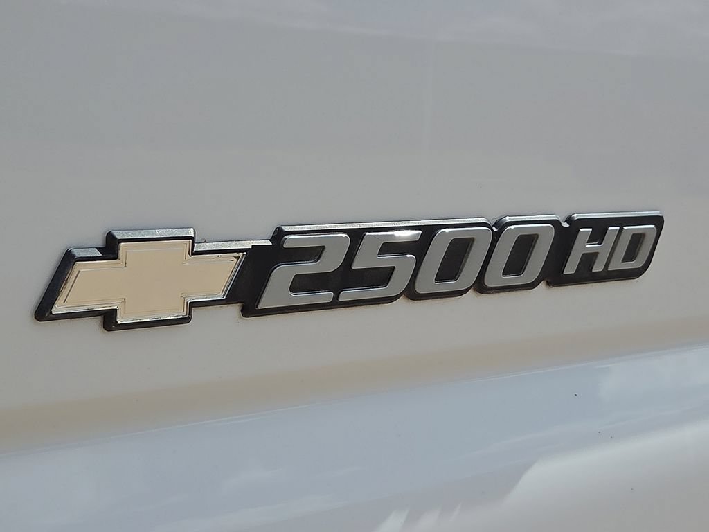 Used 2006 Chevrolet Silverado 2500 W/T RWD image 14