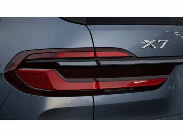 New 2026 BMW X7 xDrive40i w/ Premium Package AWD/4WD image 8