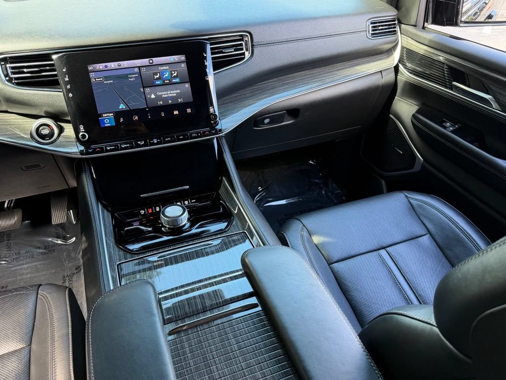 Used 2022 Jeep Wagoneer Series II AWD/4WD image 45
