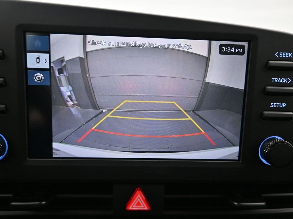 Used 2025 Hyundai Elantra Sport image 14