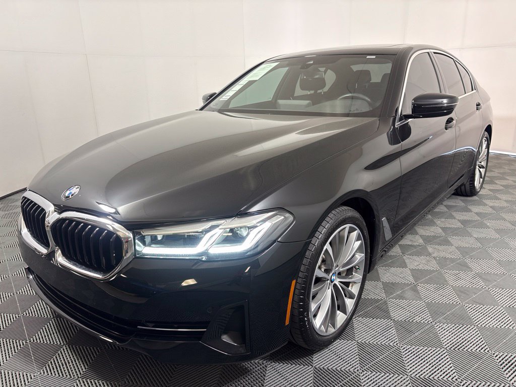 Certified 2023 BMW 530i w/ Convenience Package RWD image 2