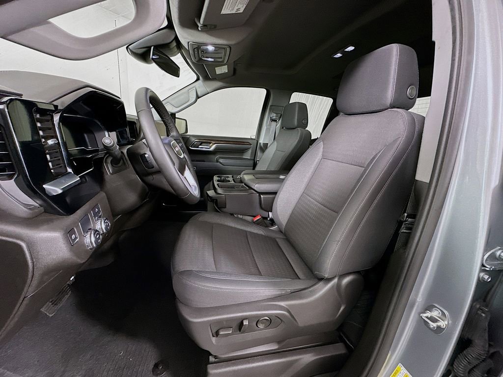Used 2024 GMC Sierra 1500 Elevation image 20