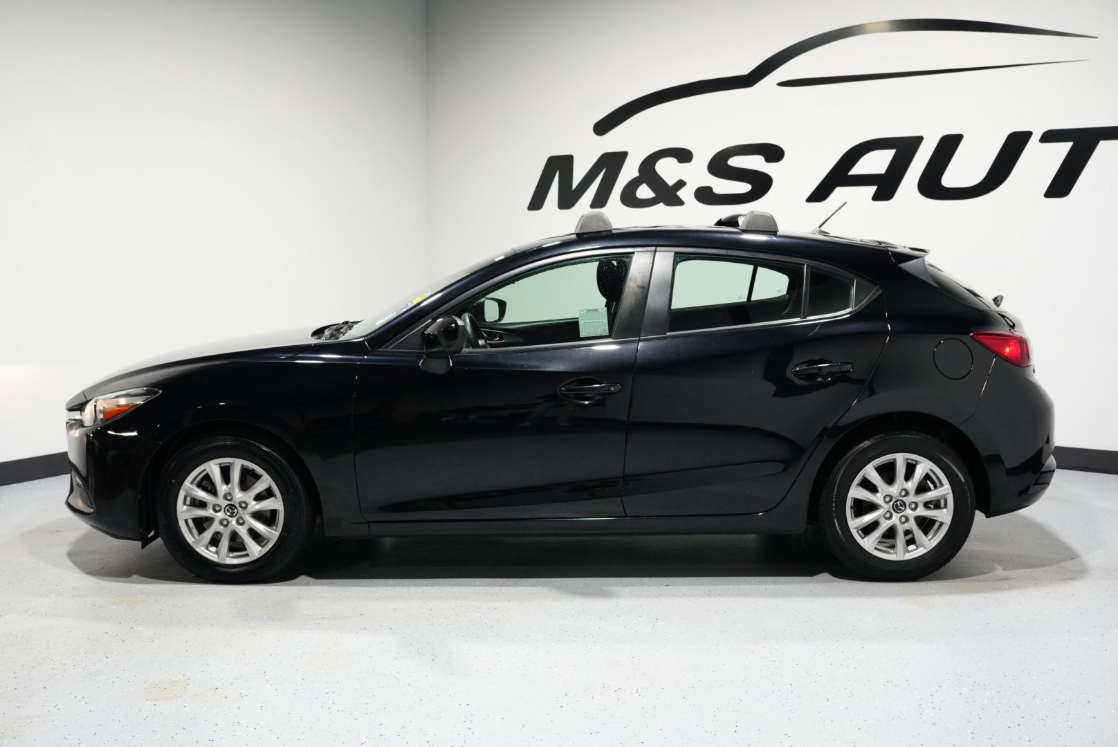 Used 2018 MAZDA MAZDA3 Sport image 5