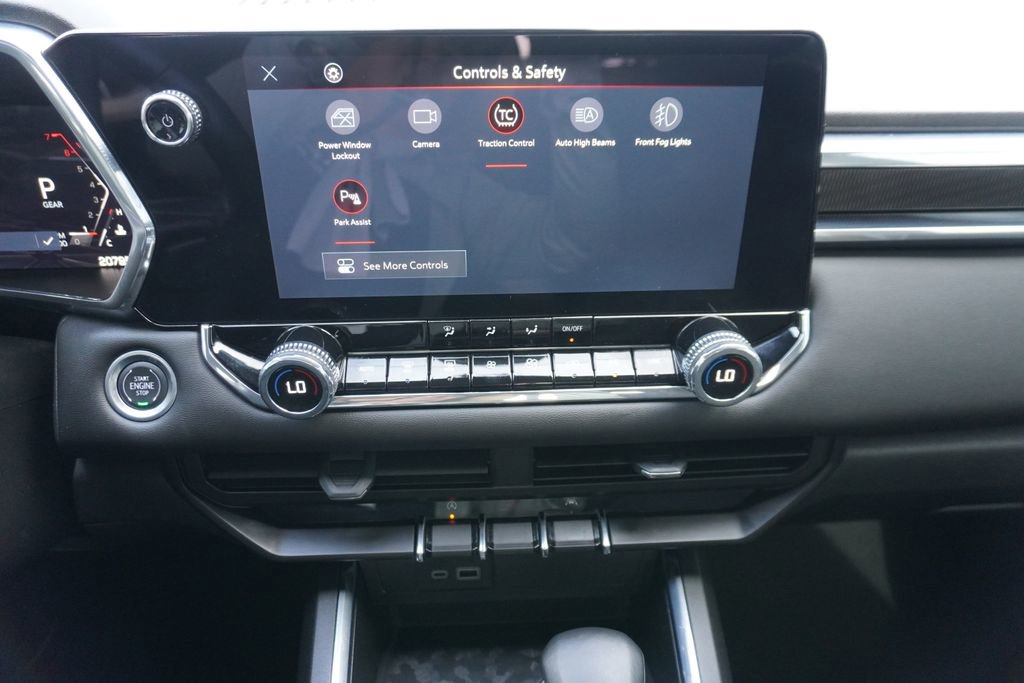 Used 2024 GMC Canyon Elevation w/ Convenience Package image 16