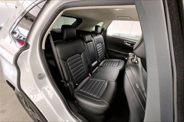 Used 2024 Ford Edge SEL AWD/4WD image 18