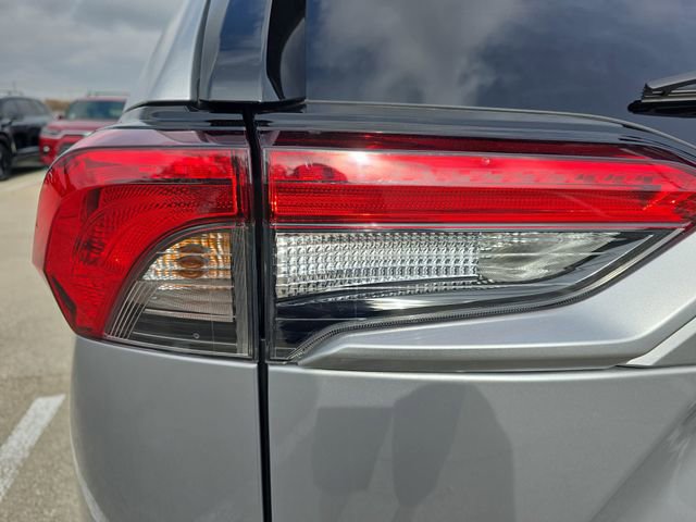 Used 2024 Toyota RAV4 XLE w/ Convenience Package image 35
