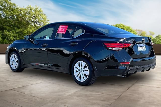 Certified 2025 Nissan Sentra S FWD image 4