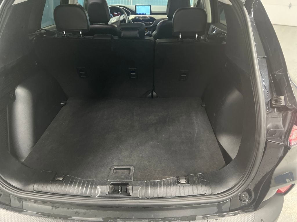 Used 2022 Ford Escape SEL image 15