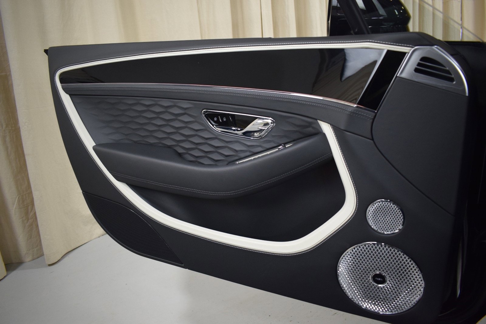 New 2025 Bentley Continental GT Speed image 39