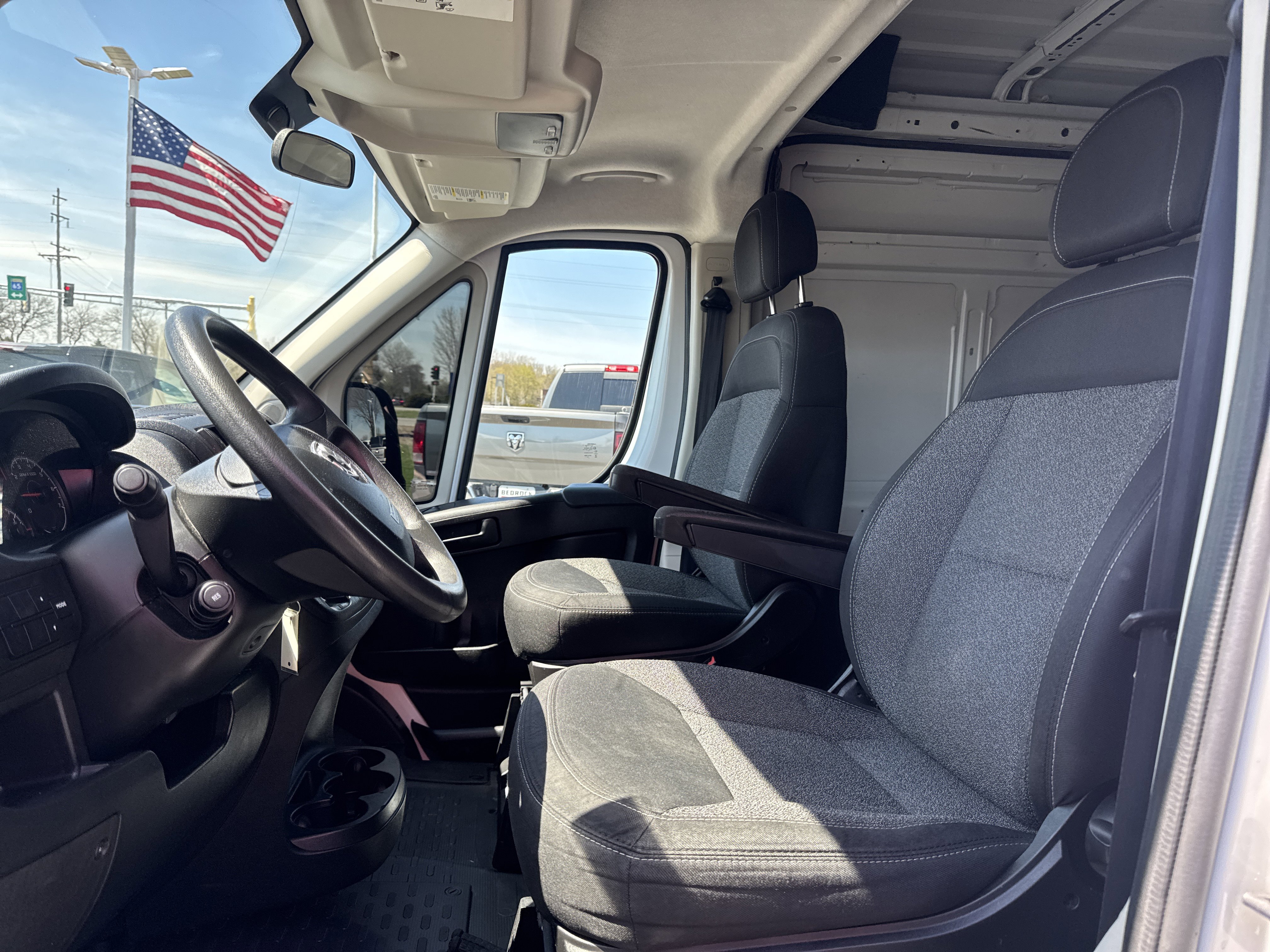 Used 2015 RAM ProMaster 3500 w/ Interior Convenience Group image 16