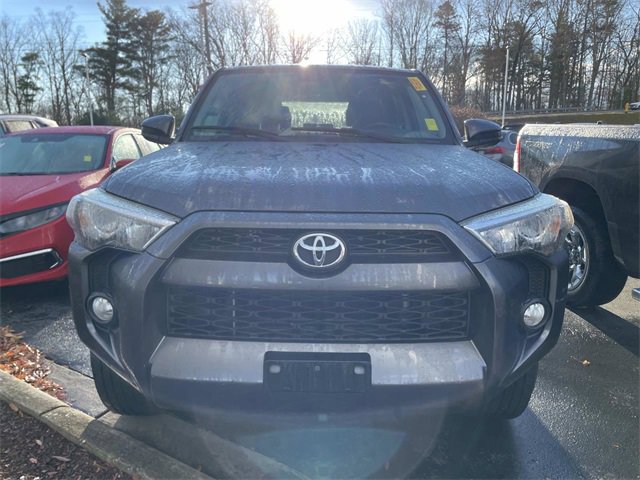 Used 2016 Toyota 4Runner SR5 image 6