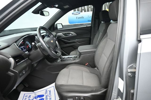 Used 2023 Chevrolet Traverse LT FWD image 13