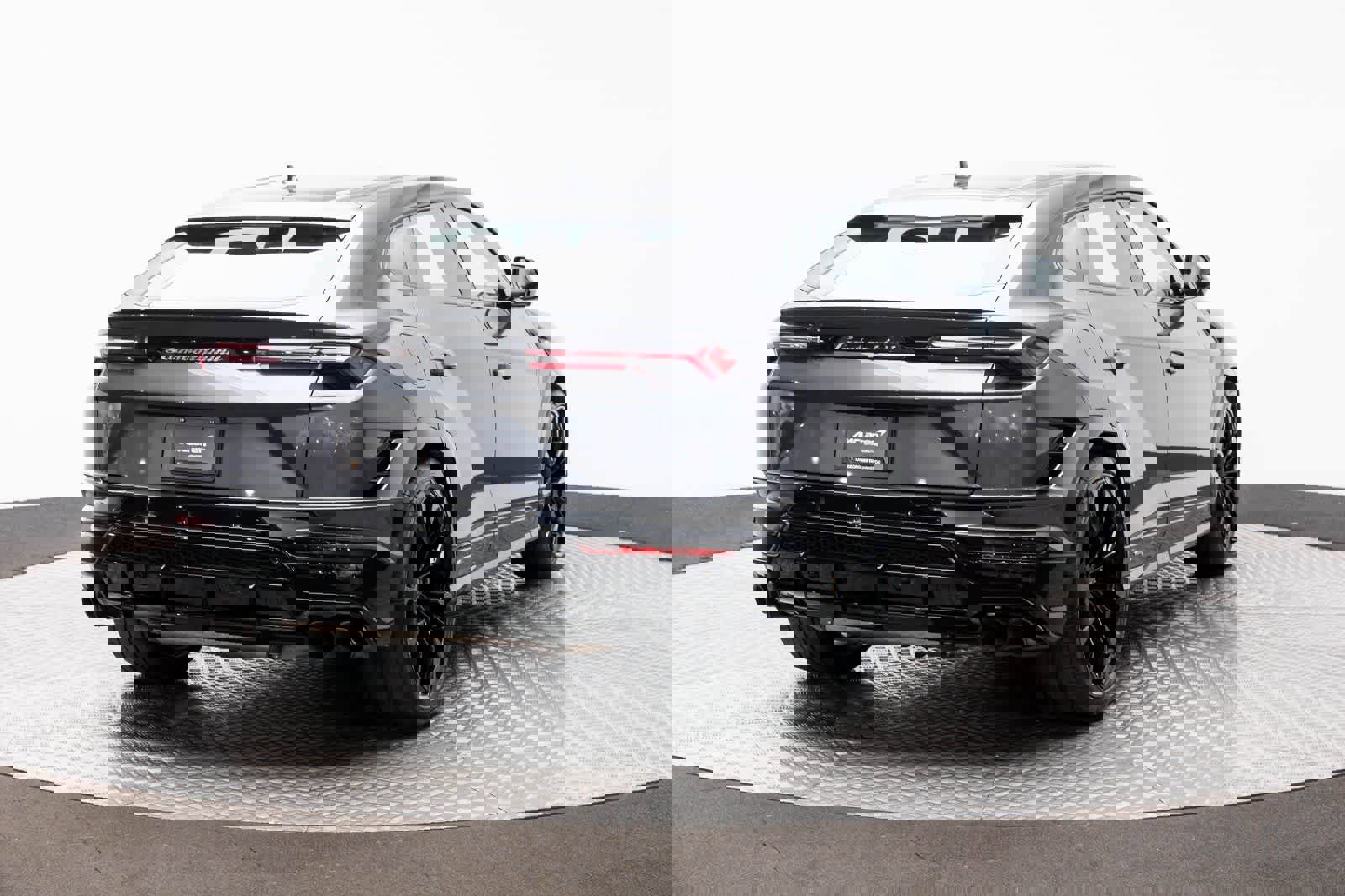 Used 2023 Lamborghini Urus S image 26