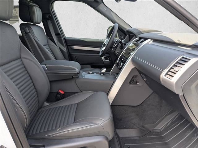 New 2026 Land Rover Discovery Dynamic SE AWD/4WD image 17