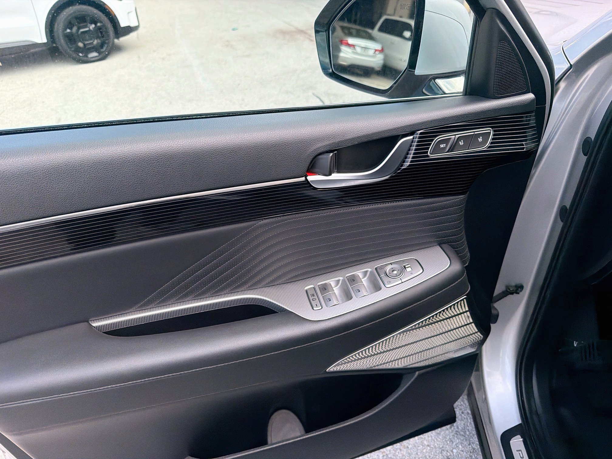 Certified 2023 Hyundai Palisade Calligraphy FWD image 14