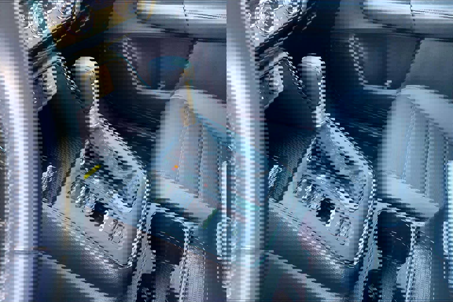 Used 2024 Honda CR-V EX-L image 15