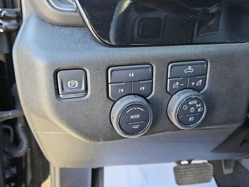 Used 2025 Chevrolet Silverado 3500 LT w/ Convenience Package AWD/4WD image 29