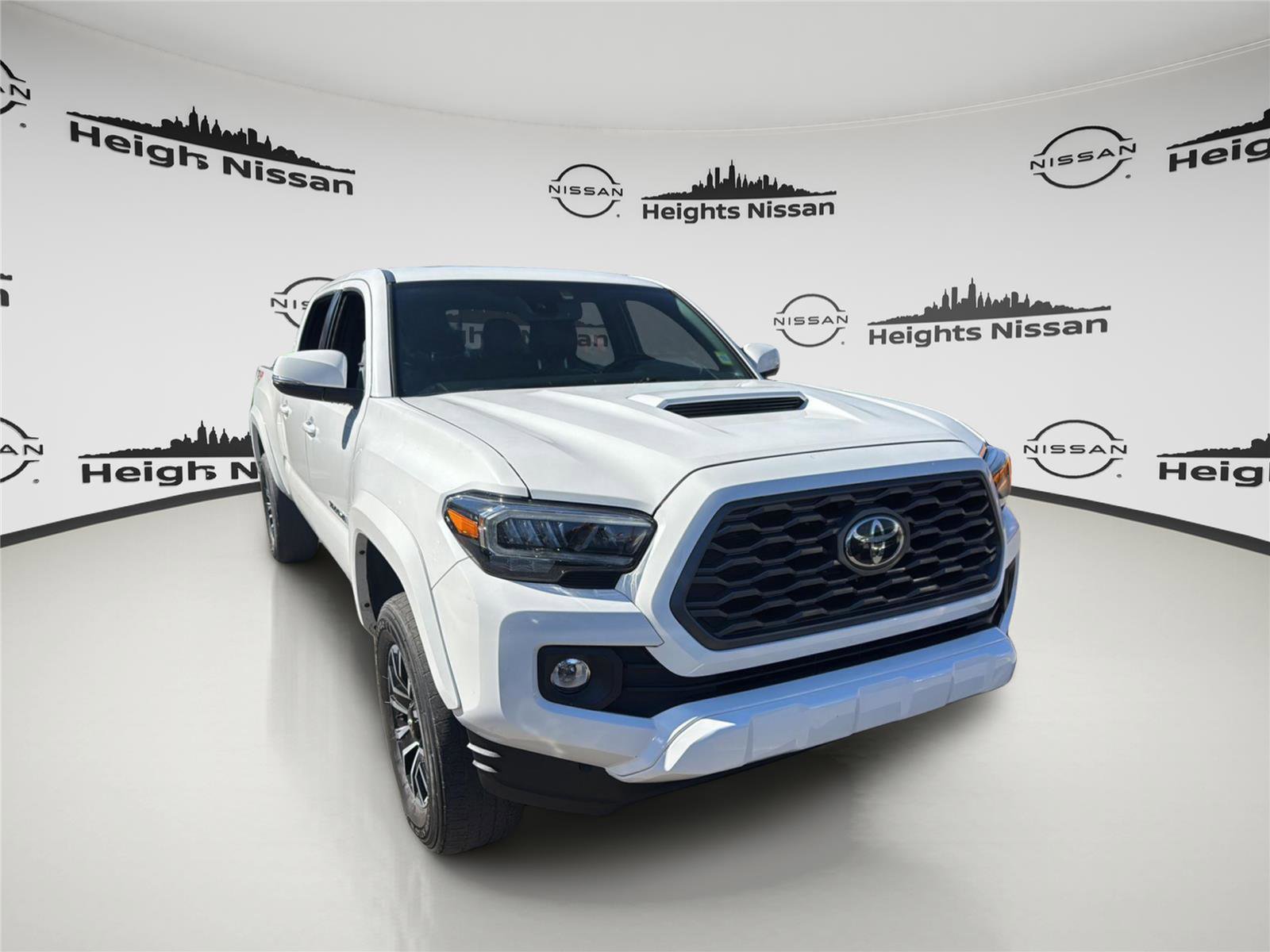 Used 2020 Toyota Tacoma TRD Sport w/ TRD Premium Sport Package image 2