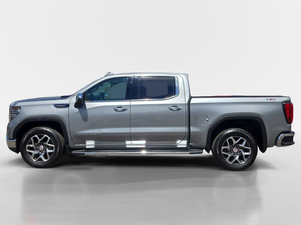 Used 2023 GMC Sierra 1500 SLT w/ SLT Premium Package AWD/4WD image 2